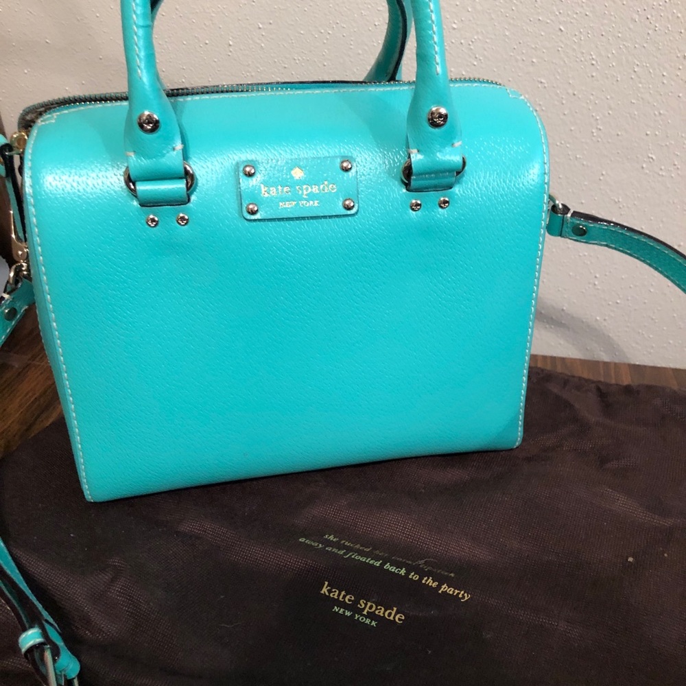 Kate spade medium Fiji Wellesley